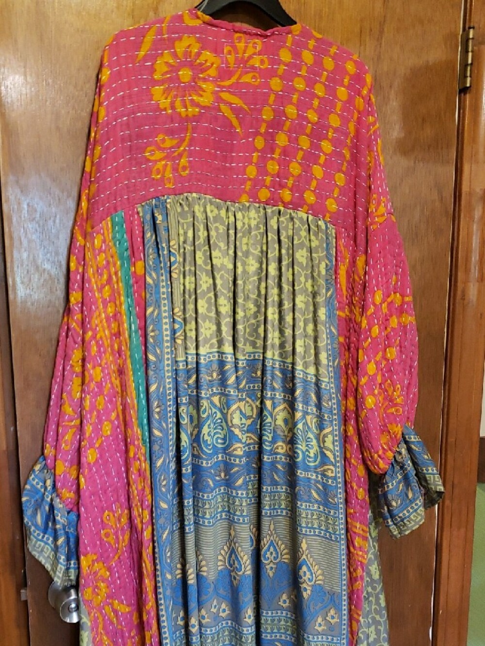 Cotton & Silk Boho Mixed-Print Robe/Duster With Balloon Sleeves. STUNNER! - Picture 8 of 9